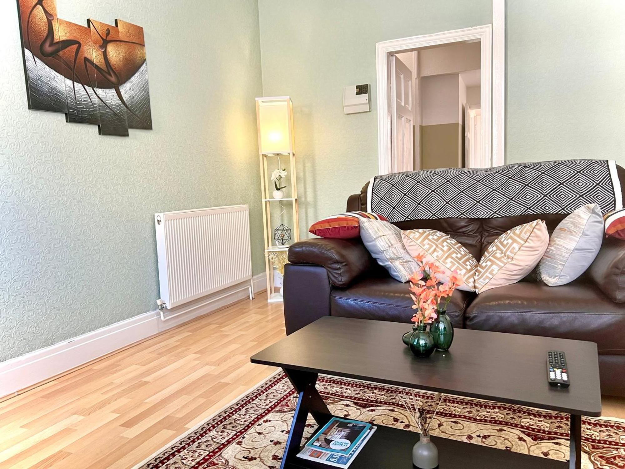 Homestay Centre Located Space With Free Wifi *