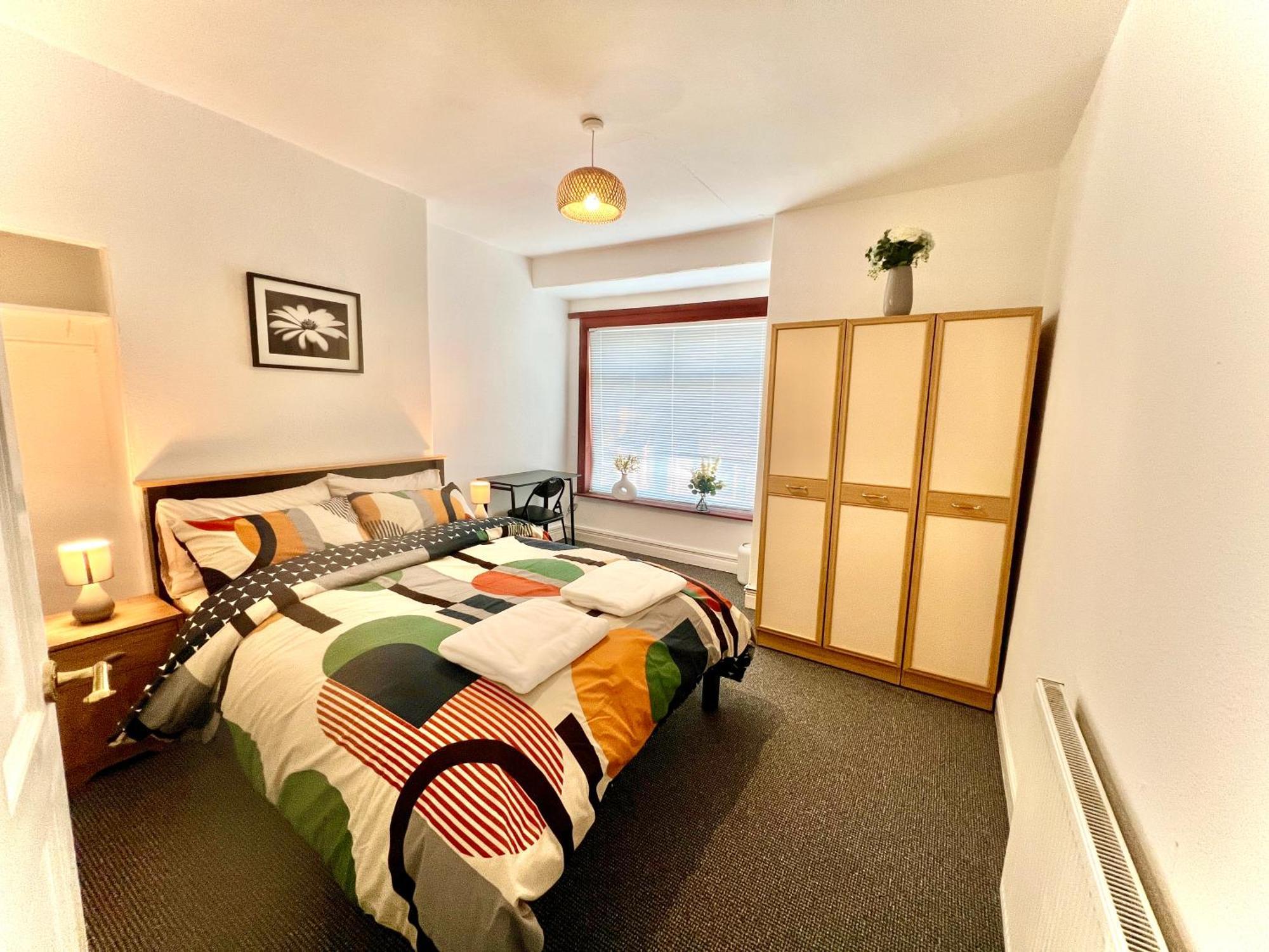 Centre Located Space With Free Wifi Homestay *