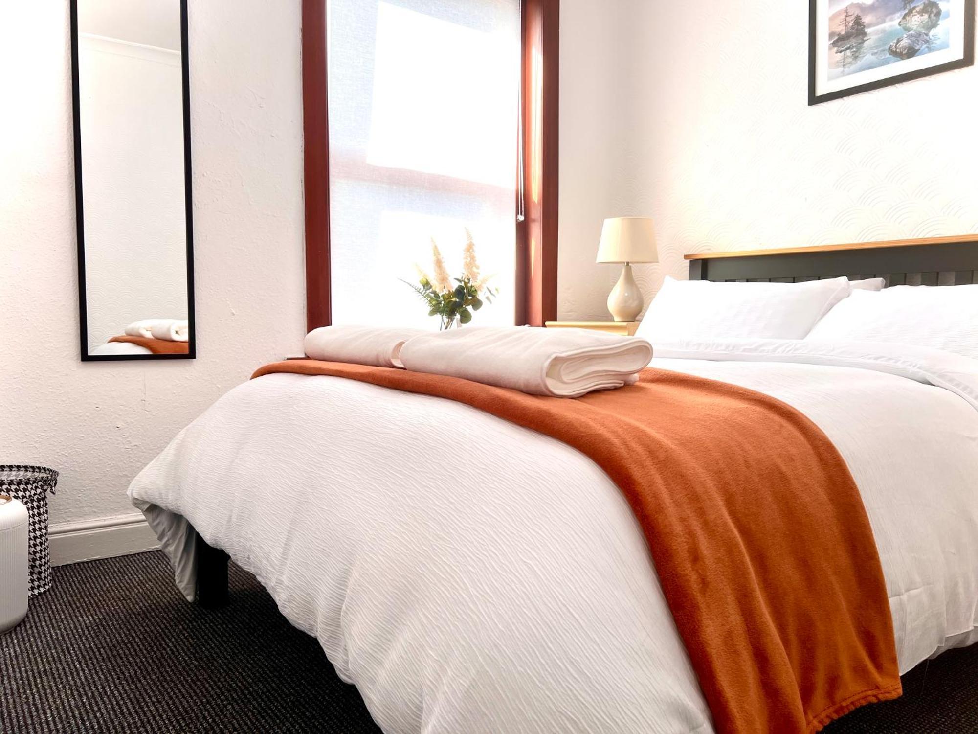 Centre Located Space With Free Wifi Homestay *
